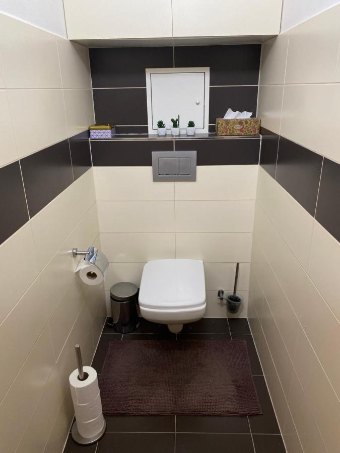Apartamento Apartman Slnecna Terasa S Vlastnym Parkovanim Na 2 Auta Žilina Exterior foto